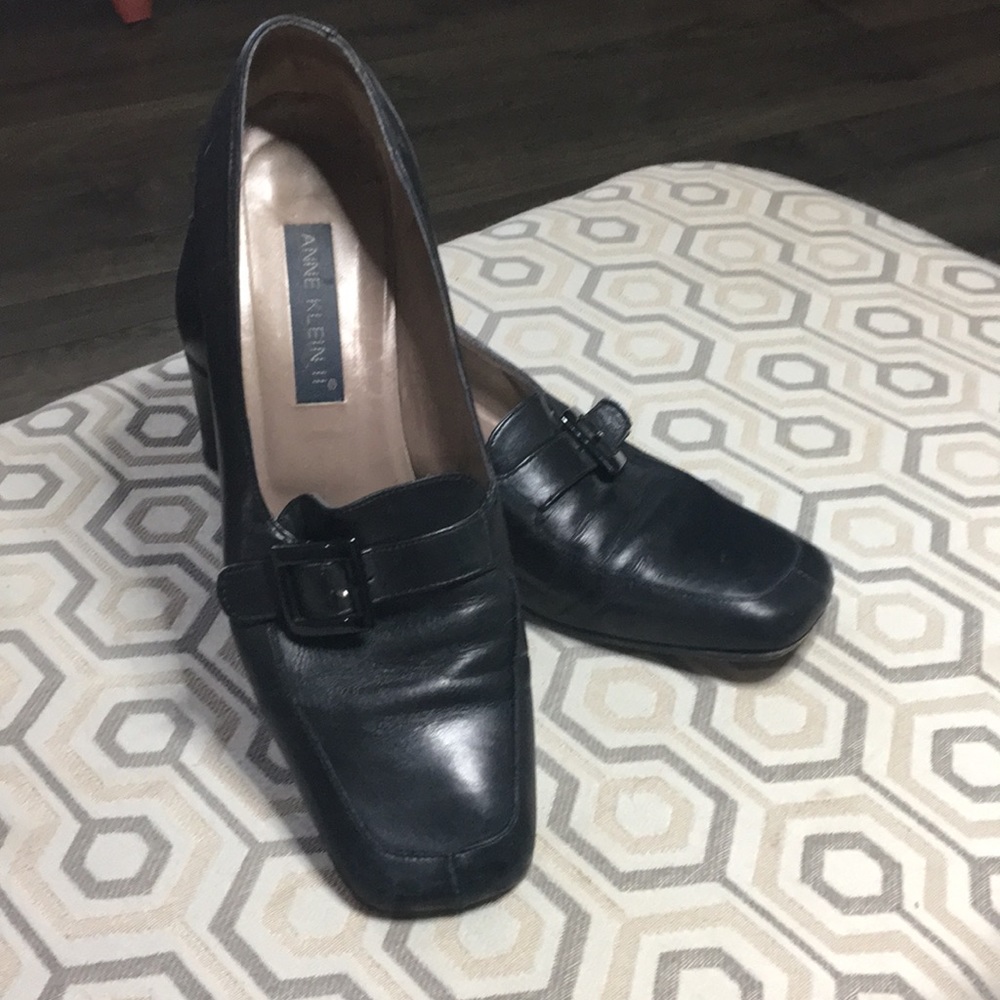 Anne Klein II black low heels. 1 3/4”